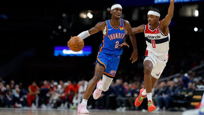Oklahoma City Thunder guard Shai Gilgeous-Alexander drives to the basket against the Wizards.